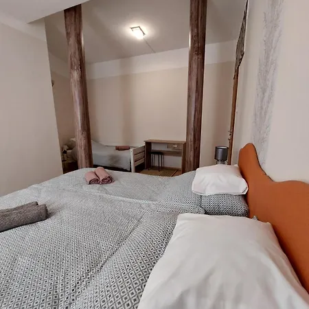 Csaladbarat Vendeglak: Family-friendly For 9 Apartment *