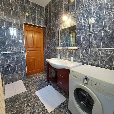 Családbarát Vendéglak Szegedi Magánszálláshely 9 Fő Részére, Nagycsaládok és Baráti Társaságok Részére Apartman Szeged